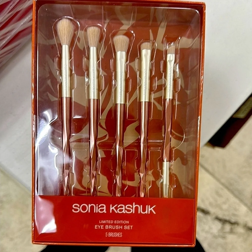 Sonia Kashuk sonia kashuk
